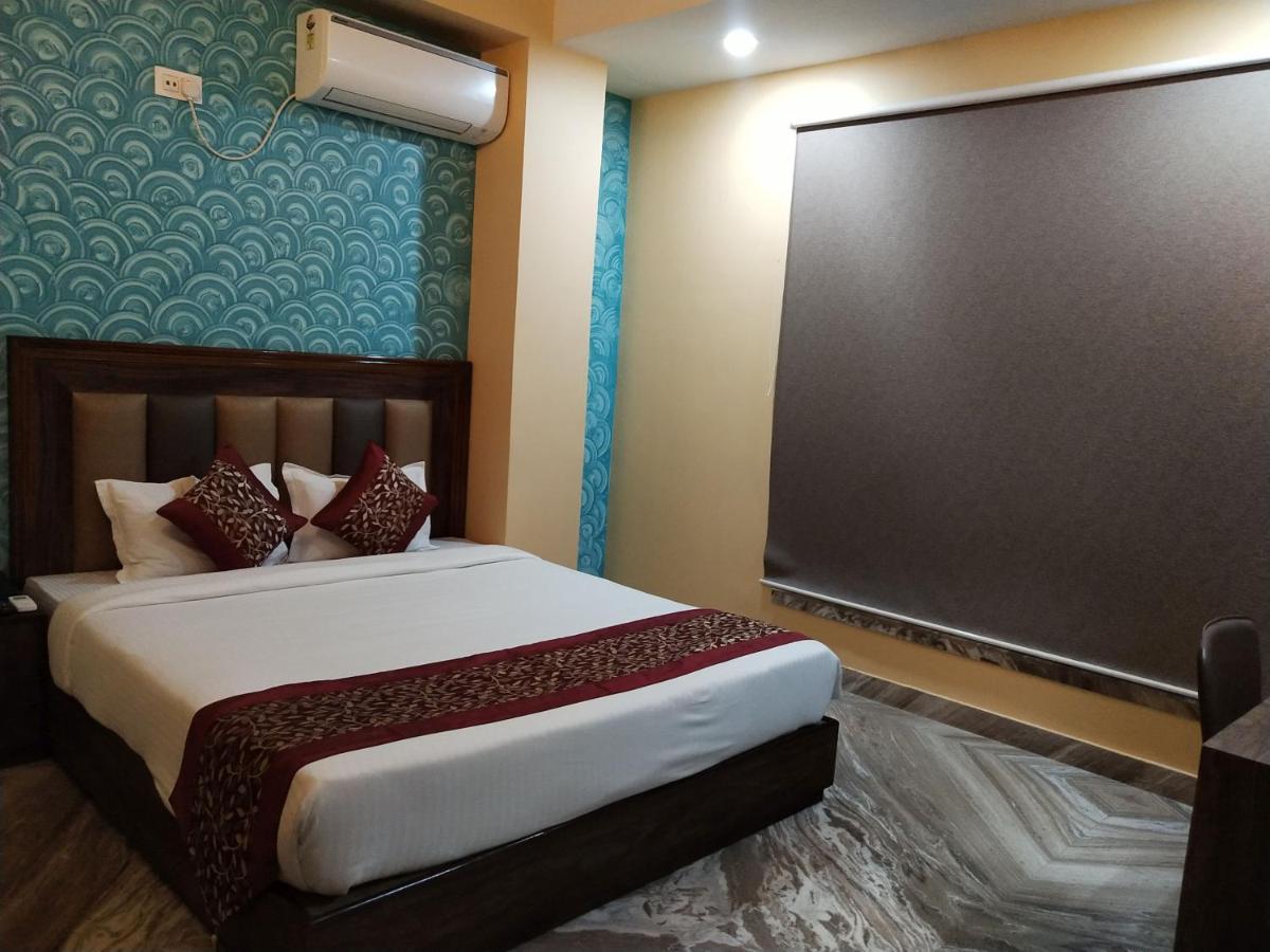 Hotel Aloka Residency Калькутта Экстерьер фото