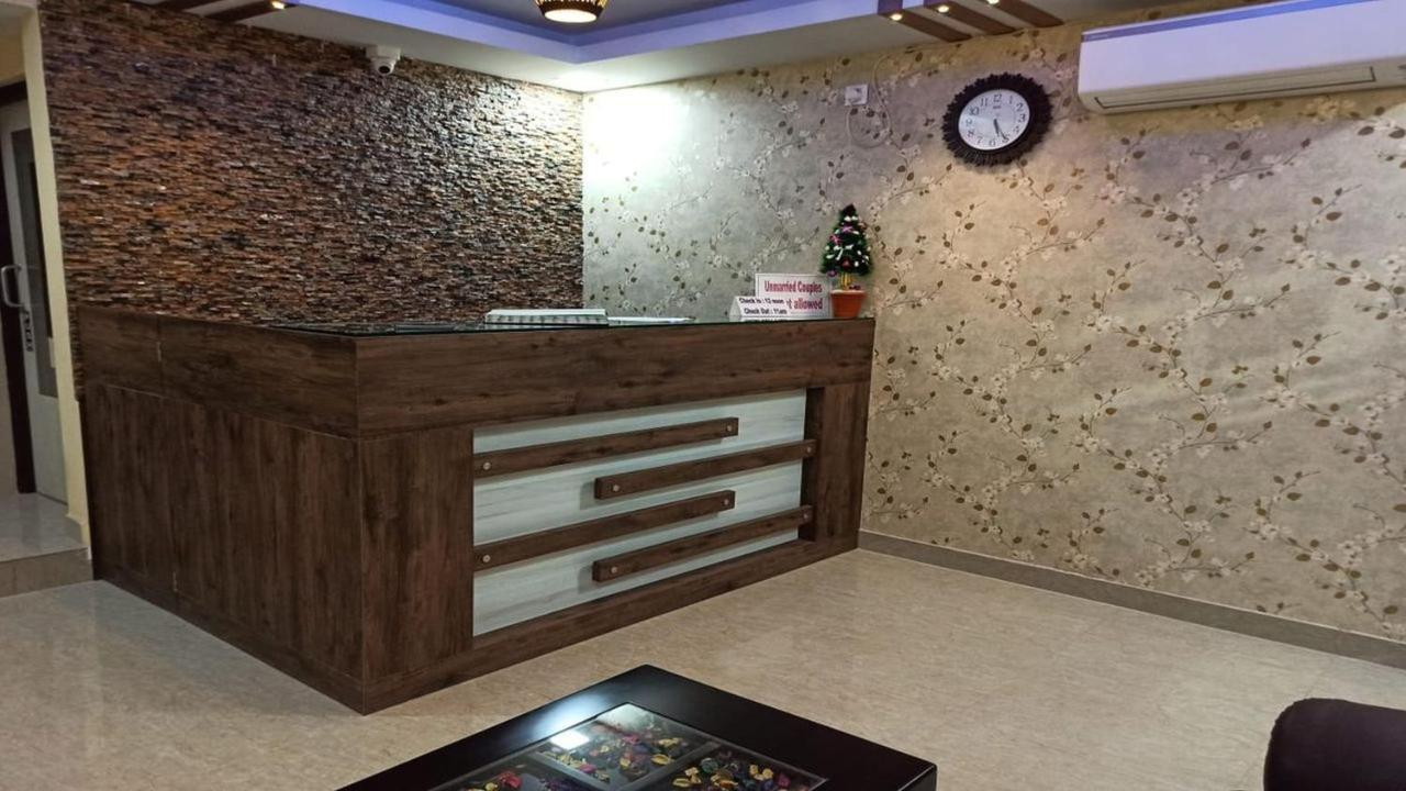 Hotel Aloka Residency Калькутта Экстерьер фото