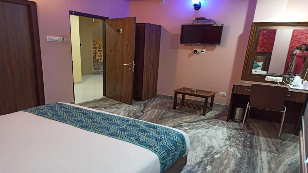Hotel Aloka Residency Калькутта Экстерьер фото