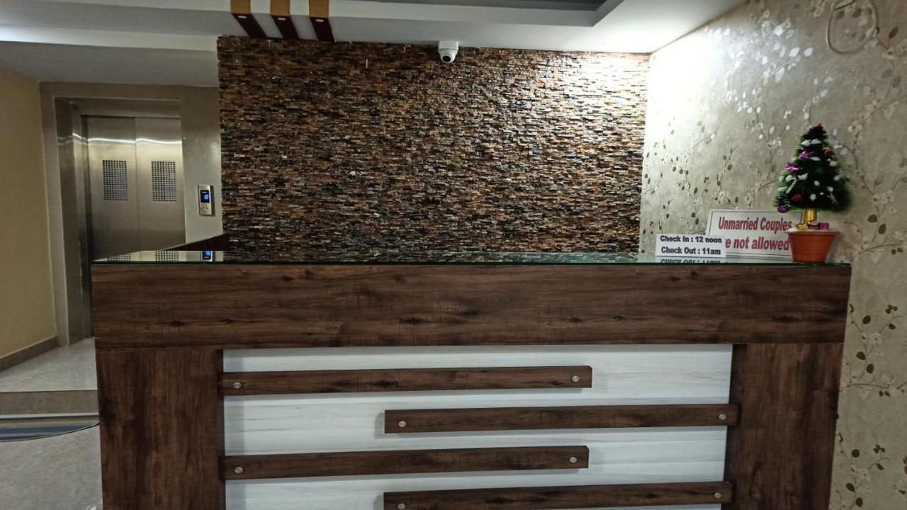 Hotel Aloka Residency Калькутта Экстерьер фото